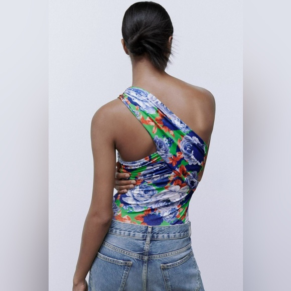 Zara | Assymetrical One Shoulder Floral Bodysuit - Picture 7 of 11